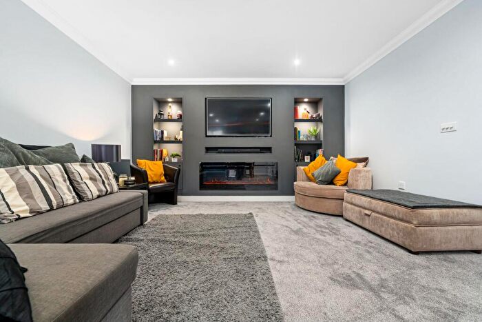2 Bedroom Apartment To Rent In St. Stephens Mansions, Mount Stuart Square, Cardiff, CF10