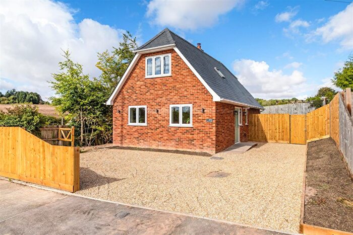2 Bedroom Detached House For Sale In Saxon Leas, Winterslow, Salisbury, SP5