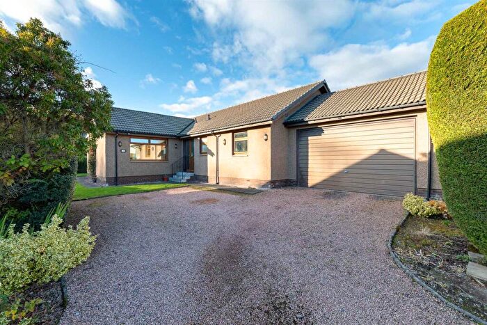 4 Bedroom Detached Bungalow For Sale In Kenworthy Avenue, Scone, PH2