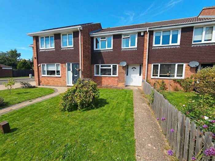3 Bedroom Terraced House For Sale In Goldsmith Drive, Newport Pagnell, MK16