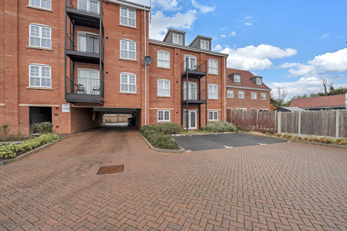 2 Bedroom Apartment For Sale In Houghton Way, Bury St. Edmunds, IP33