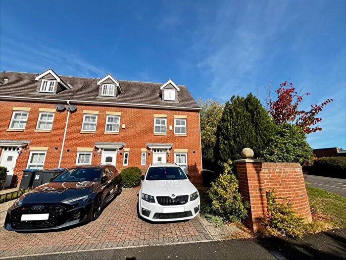 3 Bedroom Town House For Sale In St. Andrews Square, Brandon, Durham, DH7
