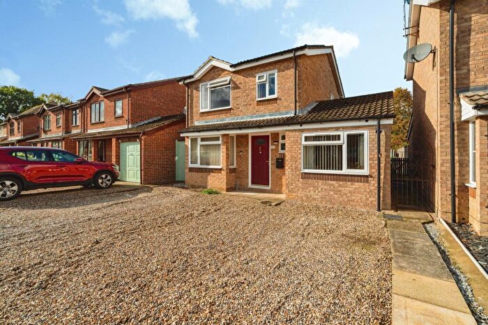 3 Bedroom Detached House For Sale In Patrick Road, Long Stratton, Norwich, NR15