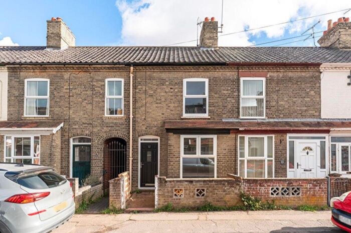 2 Bedroom Terraced House For Sale In Hotblack Road, Norwich, NR2