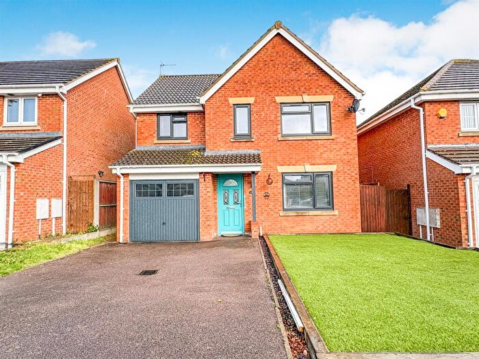4 Bedroom Detached House For Sale In Powys Close, Corby, NN18