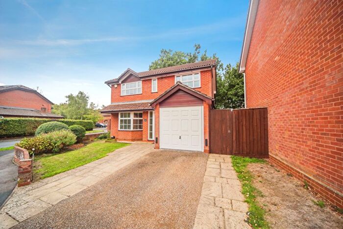 4 Bedroom Detached House For Sale In Lapwing Drive, Southampton, Hampshire, SO40