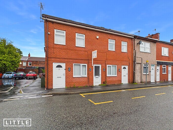 6 Bedroom Terraced House For Sale In Junction Lane, St. Helens, WA9