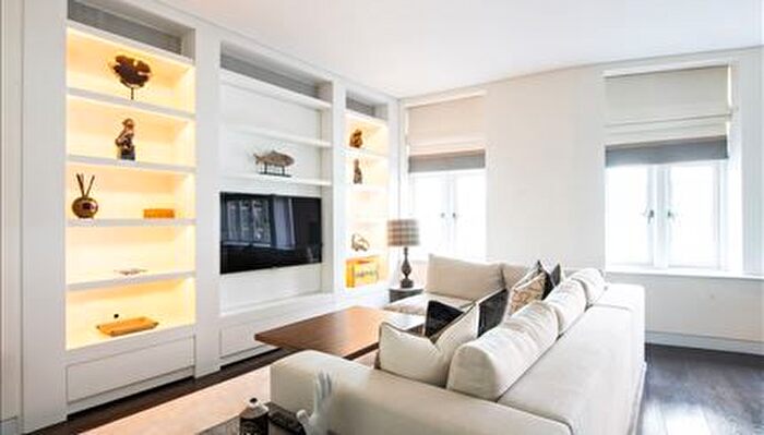 2 Bedroom Flat To Rent In Binney Street, London, W1K