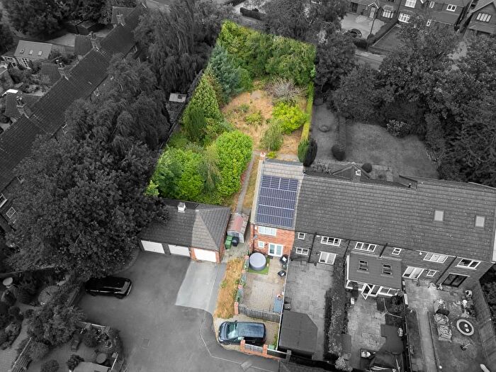 2 Bedroom End Of Terrace House For Sale In Rosecroft Way, York, YO30