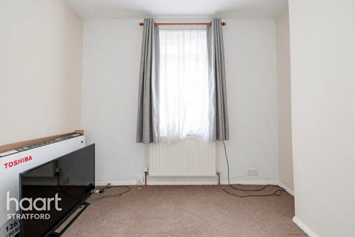 2 Bedroom Terraced House For Sale In Manbey Road, London, E15