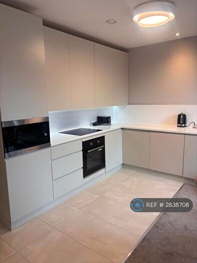 1 Bedroom Flat To Rent In Churchill Way, Macclesfield, SK11