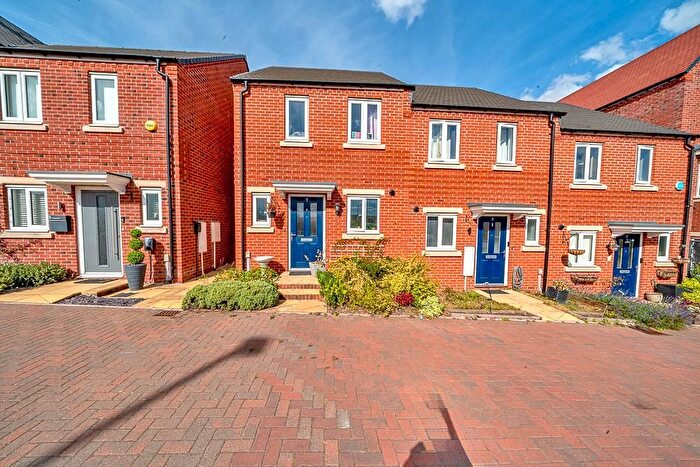 2 Bedroom End Of Terrace House For Sale In Lowther Street, Lichfield, WS14