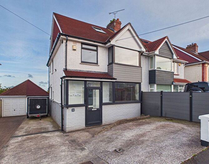 4 Bedroom Semi-Detached House For Sale In Preston Down Avenue, Preston, Paignton, TQ3