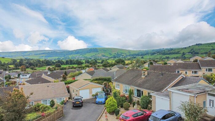3 Bedroom Semi-Detached Bungalow For Sale In Ings Drive, Bradley, BD20