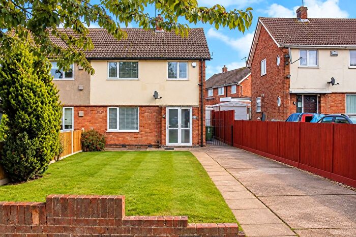 3 Bedroom Semi-Detached House To Rent In Cleveland Road, Wigston, LE18