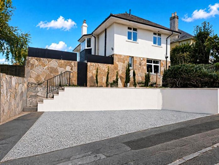 3 Bedroom Detached House For Sale In Talbot Hill Road, Bournemouth, BH9