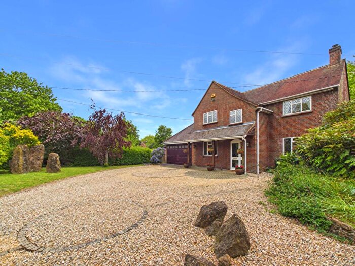 3 Bedroom Detached House For Sale In Risborough Road, HP17