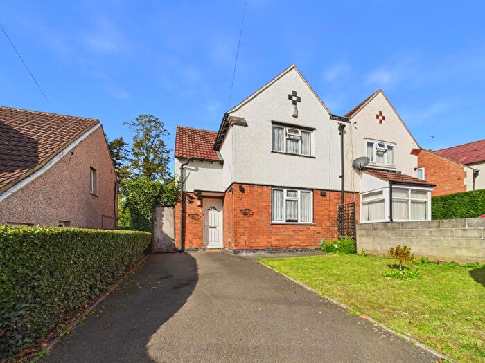 3 Bedroom Semi-Detached House For Sale In Underhill Avenue, Sunnyhill, DE23