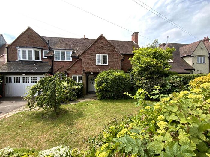5 Bedroom Detached House To Rent In Greenhill Road, Sutton Coldfield, B72