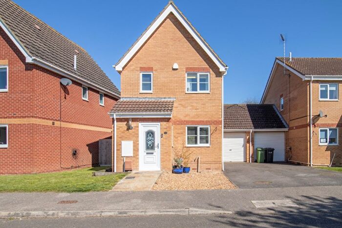 3 Bedroom Link Detached House For Sale In Wiggenhall St. Germans, King's Lynn, Norfolk, PE34