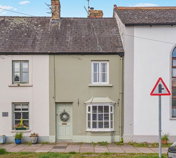 2 Bedroom Terraced House For Sale In Maryport Street, Usk, Monmouthshire, NP15