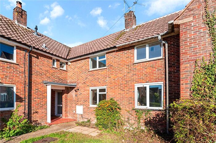 3 Bedroom Garage / Parking To Rent In Greenhill Road, Winchester, Hampshire, SO22