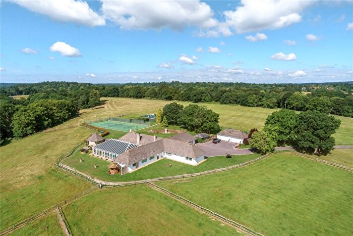 6 Bedroom Detached House To Rent In Monks Walk, Farnham, GU9