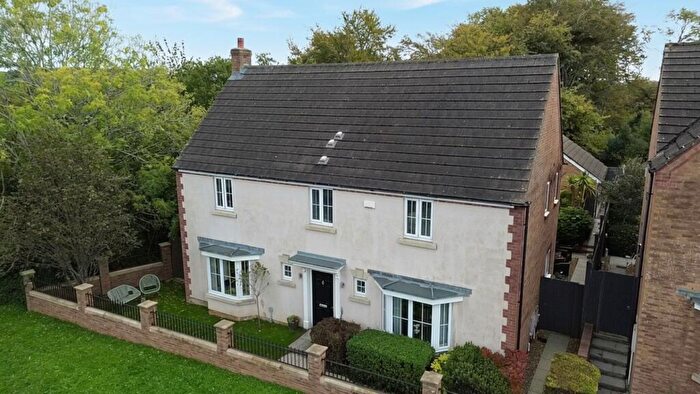 4 Bedroom Detached House For Sale In The Coppice, Miskin, CF72