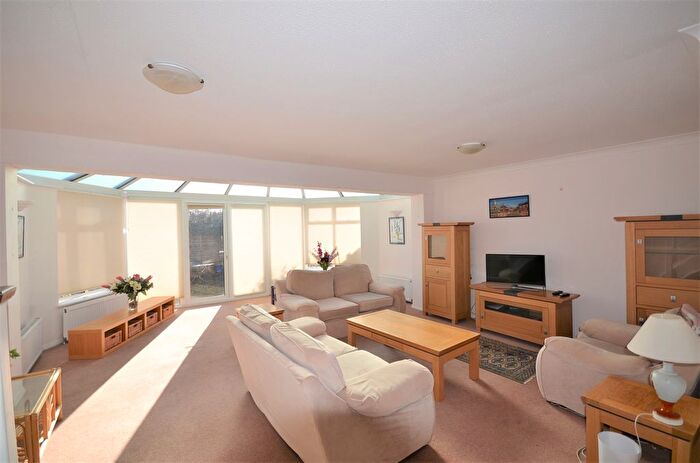 3 Bedroom Terraced House To Rent In Leaholme Gardens, Burnham, SL1