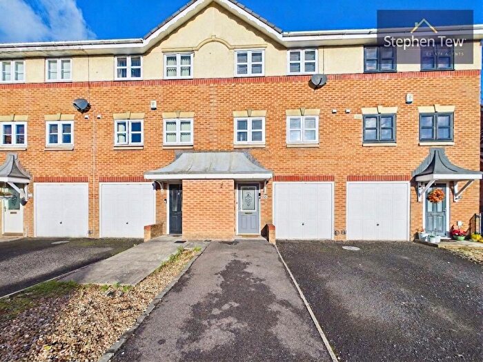 3 Bedroom Town House For Sale In Tower View, Blackpool, FY2