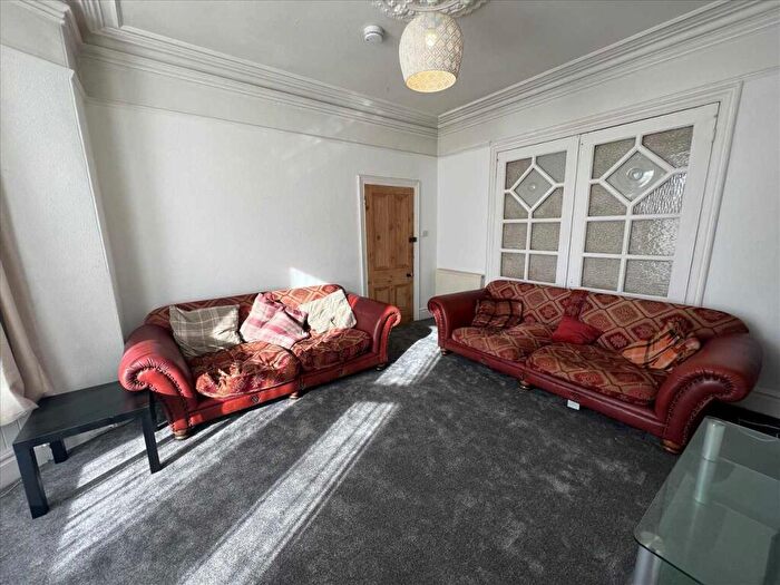 5 Bedroom Terraced House To Rent In Restormel Terrace, Plymouth, PL4