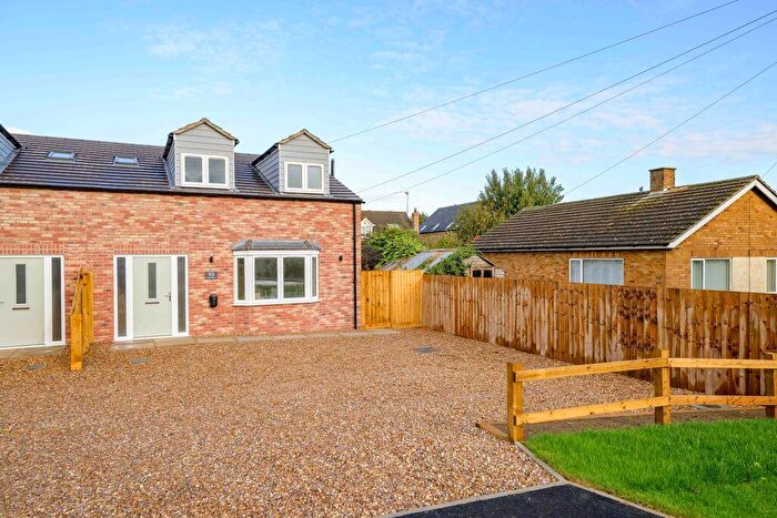 3 Bedroom Semi-Detached House For Sale In Front Road, Murrow, Wisbech, Cambs, PE13