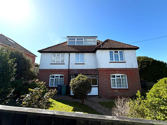 Studio For Sale In Granville Rise, Totland Bay, PO39
