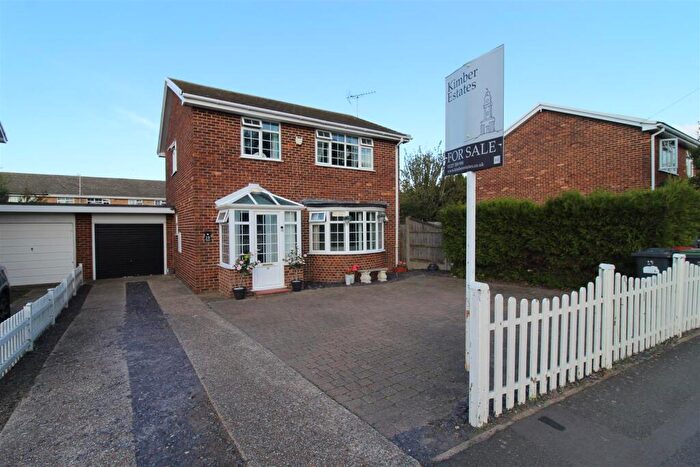 3 Bedroom Link Detached House For Sale In Kingfisher Court, Herne Bay, CT6