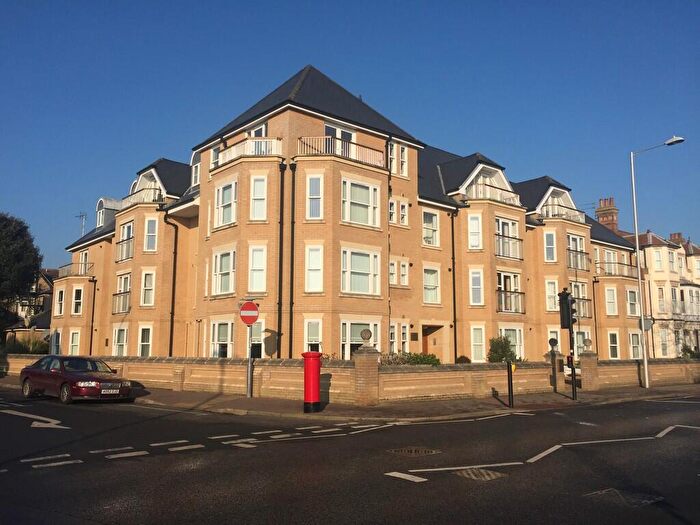 1 Bedroom Apartment To Rent In Kingsware Court, Rectory Road, NR33