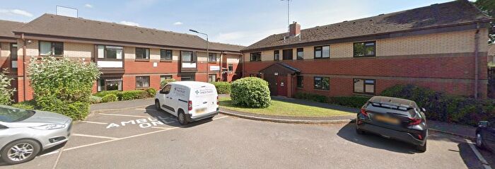 1 Bedroom Flat To Rent In Mayflower Court, Shirebrook, NG20