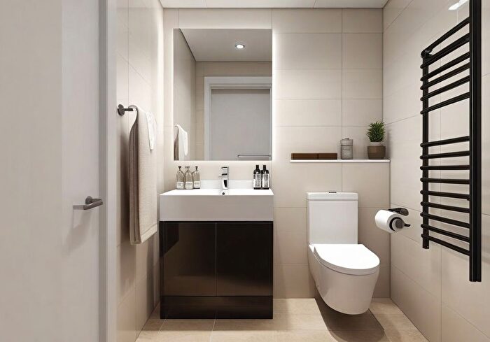 3 Bedroom Flat For Sale In Fully Managed London High Yield Property, Uxbridge, UB8