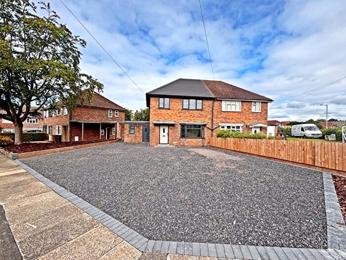 3 Bedroom Semi-Detached House For Sale In Old Hall Lane, Westhoughton, BL5