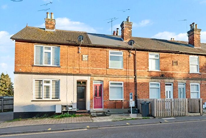 3 Bedroom Terraced House To Rent In Beehive Lane, Great Baddow, Chelmsford, CM2