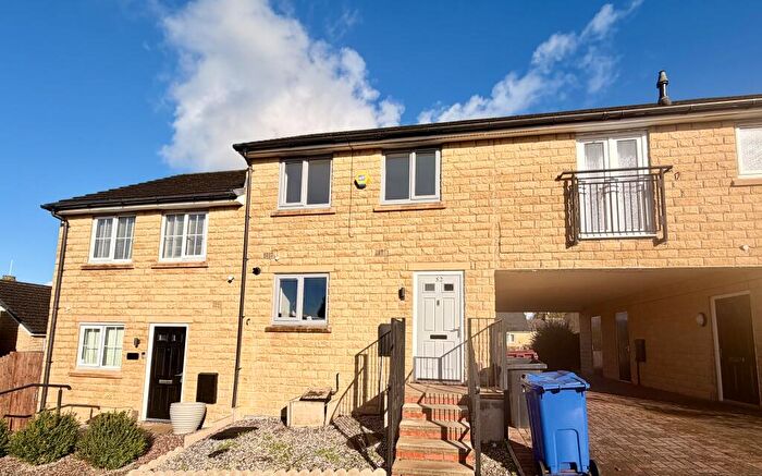 3 Bedroom House To Rent In Waterloo Road, Burnley, BB11