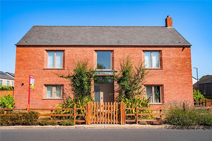 4 Bedroom Detached House For Sale In Humberston, Grimsby, DN36