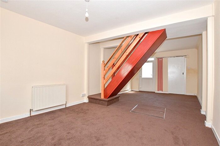 2 Bedroom Terraced House For Sale In Fox Street, Gillingham, Kent, ME7