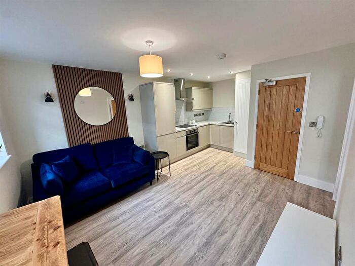 2 Bedroom Flat To Rent In Castle Gate, Nottingham, NG1