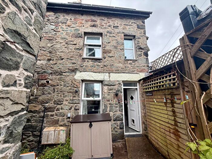 2 Bedroom End Of Terrace House For Sale In Wnion Square, Dolgellau, LL40