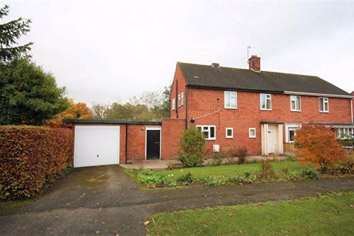 3 Bedroom Semi-Detached House To Rent In Lakewood Drive, Barlaston, Stoke On Trent, Staffordshire, ST12