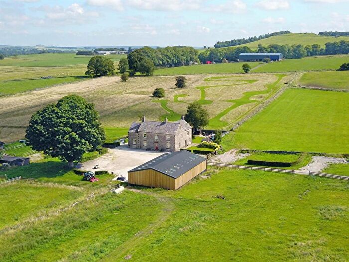 7 Bedroom Detached House For Sale In Burrs Farm, Chelmorton, SK17