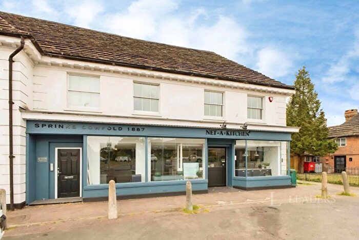 2 Bedroom Flat To Rent In The Street, Cowfold, Horsham, RH13