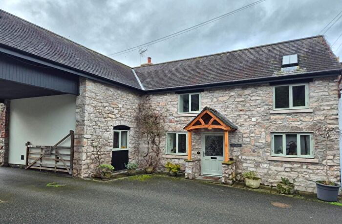 3 Bedroom House For Sale In Clwyd Street, Ruthin, LL15