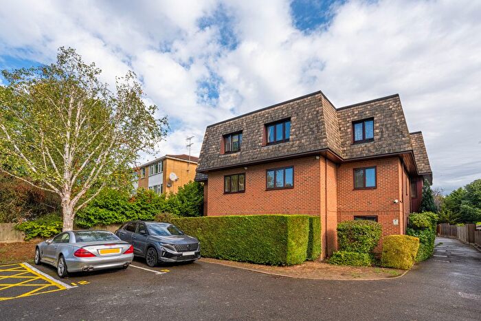 1 Bedroom Flat To Rent In High Road, Whetstone, N20