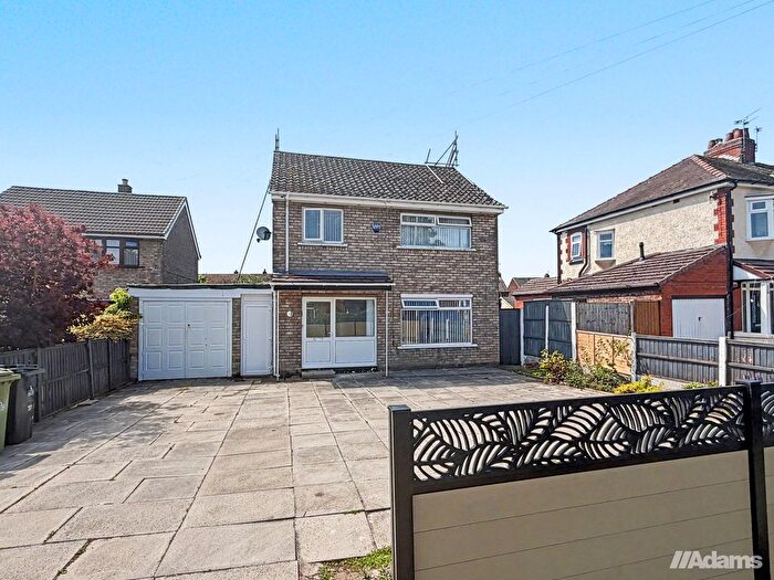 3 Bedroom Detached House For Sale In Liverpool Place, Widnes, WA8